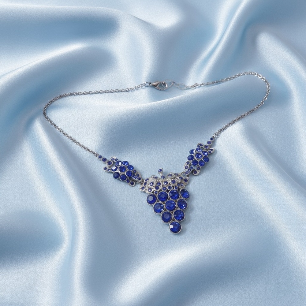 Vintage Blue Grapes Glass Crystal Silver tone Choker Necklace - Picture 1 of 15